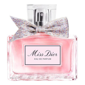 Read more about the article Perfumes Miss Dior – Conheça as opções desta linha emblemática da Dior (resenha)
